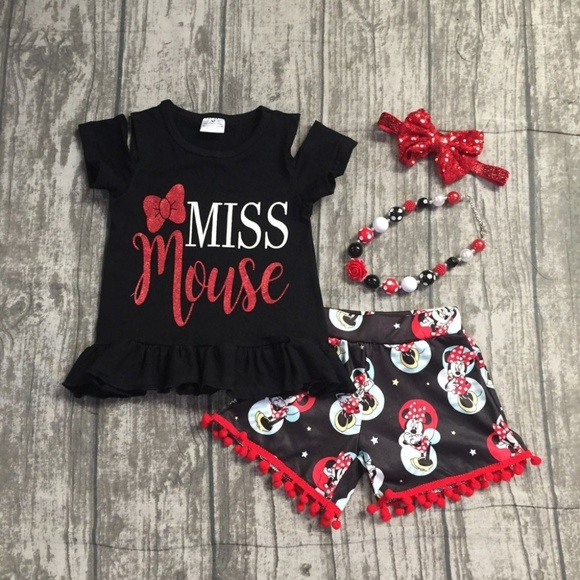 Other - Miss Mouse Minnie Pom Pom Short Set w/ Accessories